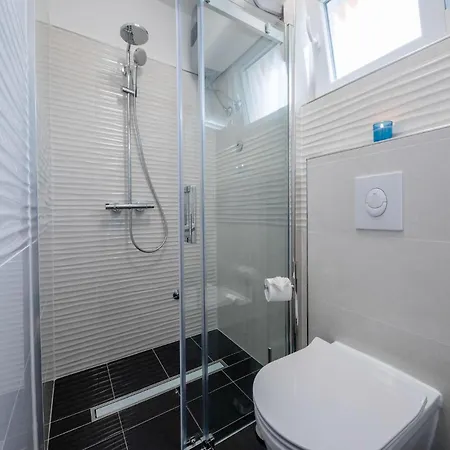 Apartment Amazing In Rab Barbat With Wifi