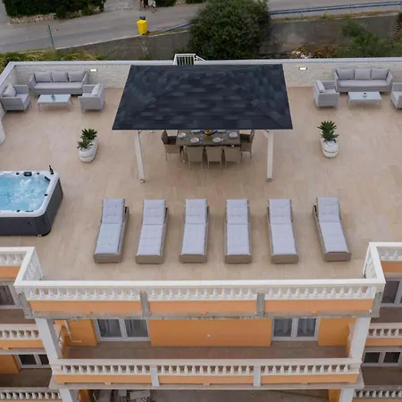 Amazing In Rab Barbat With Wifi Apartment *